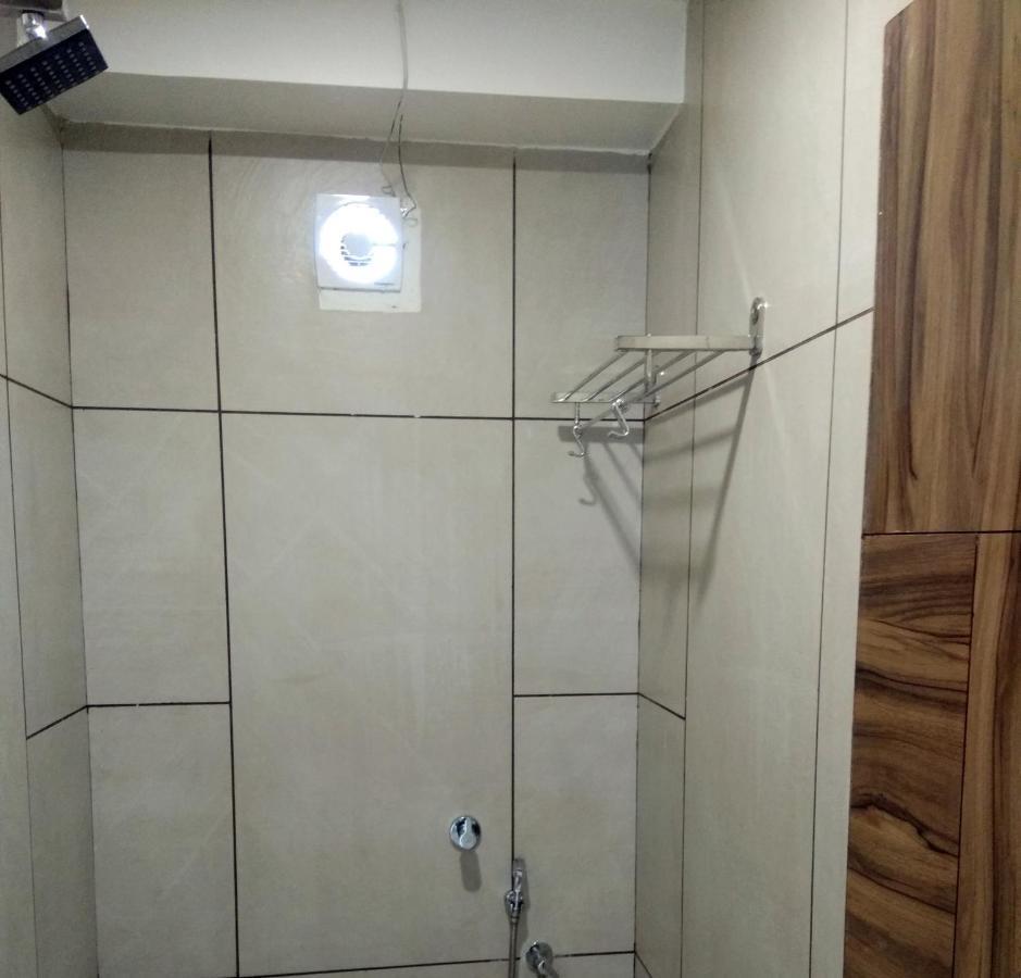 Hotel Milan Ahmedabad Exterior foto
