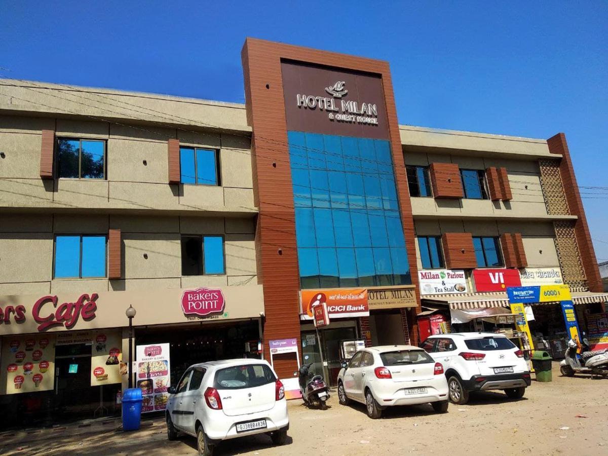 Hotel Milan Ahmedabad Exterior foto