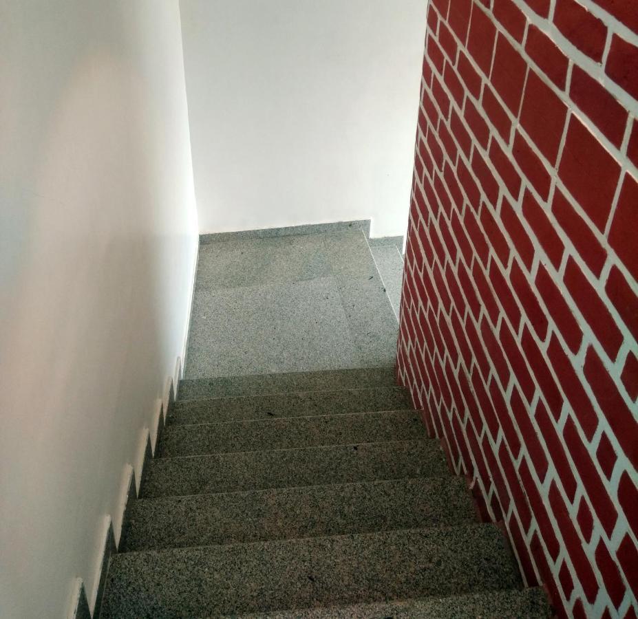 Hotel Milan Ahmedabad Exterior foto